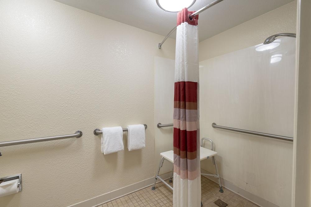 Red Roof Inn Cleveland Airport - Міддлберґ-Гайтс Екстер'єр фото